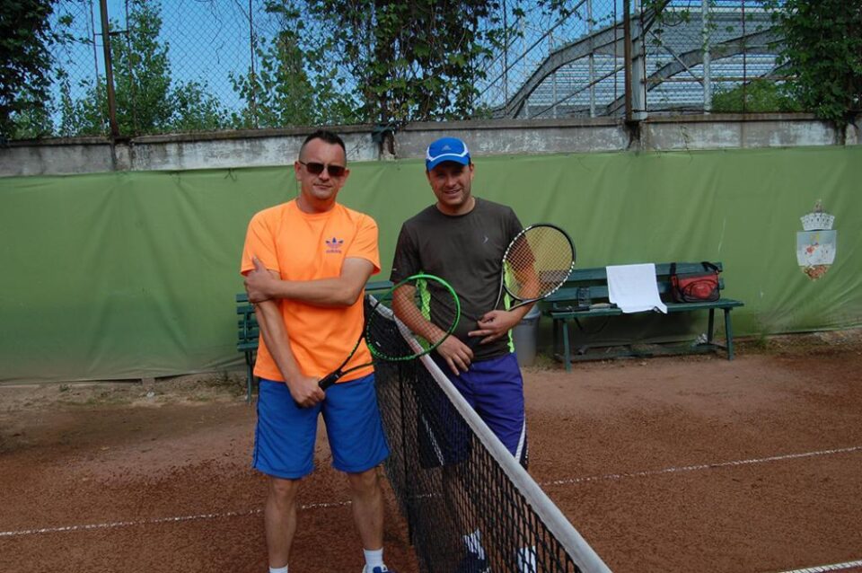 Meci echilibrat între Corneliu Morari și Daniel Bujder