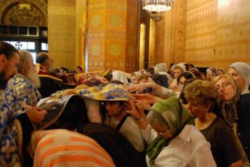 Câți preoți trebuie să participe la săvârșirea Sfântului Maslu?