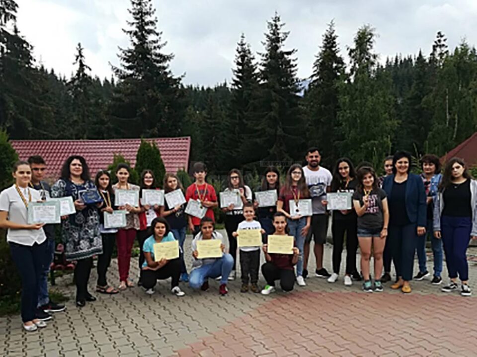O parte dintre premianții competiției