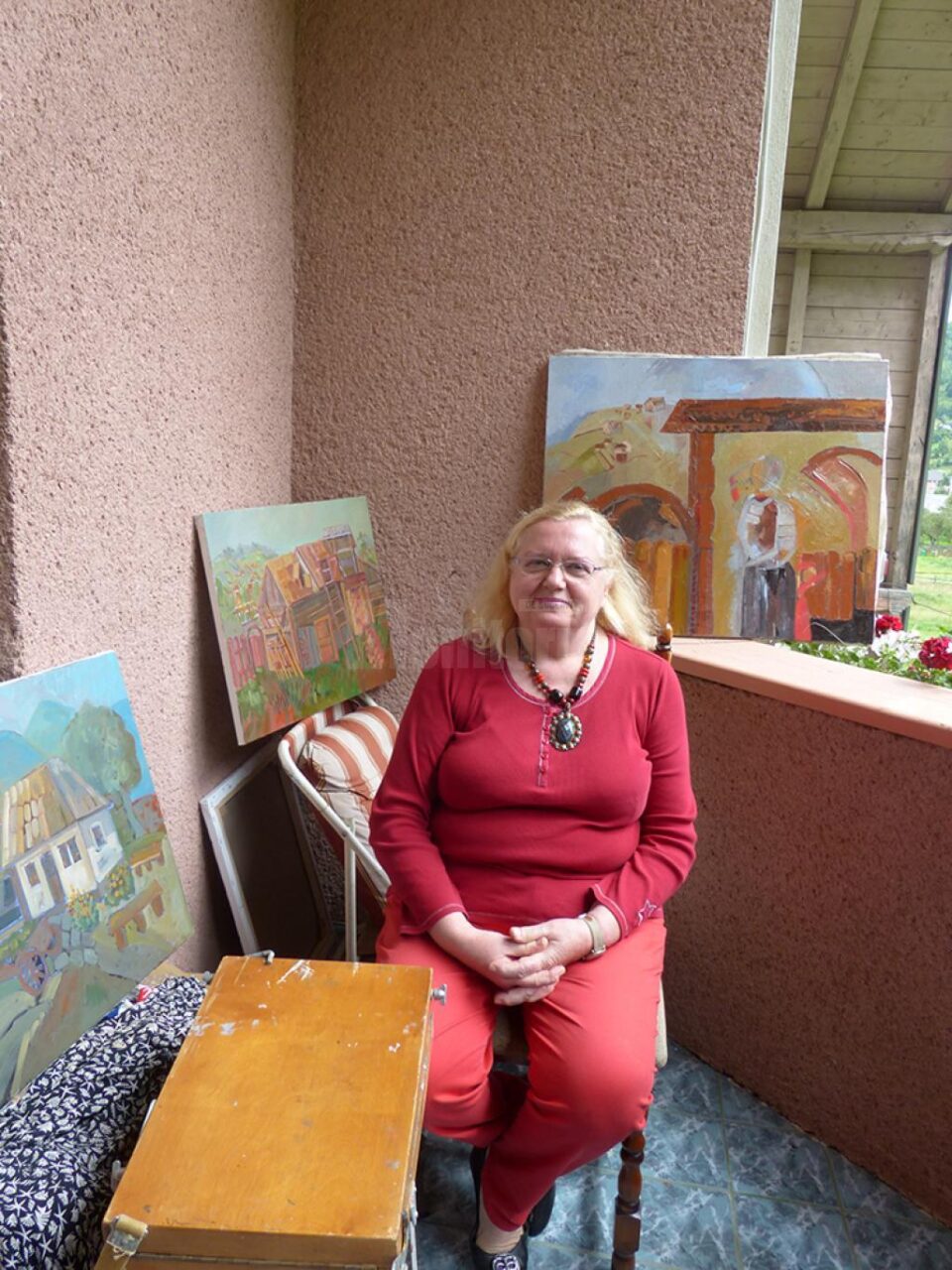 Artistul vizual Lucia Pușcașu