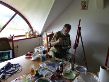 Artiști plastici profesioniști din România, Republica Moldova și Ucraina, într-o tabără de pictură la Vama