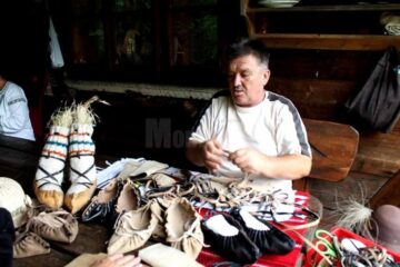 Domnitorul Unirii, Al. I. Cuza, s-a alăturat colecției de sculpturi de mari conducători din Poiana Dacilor
