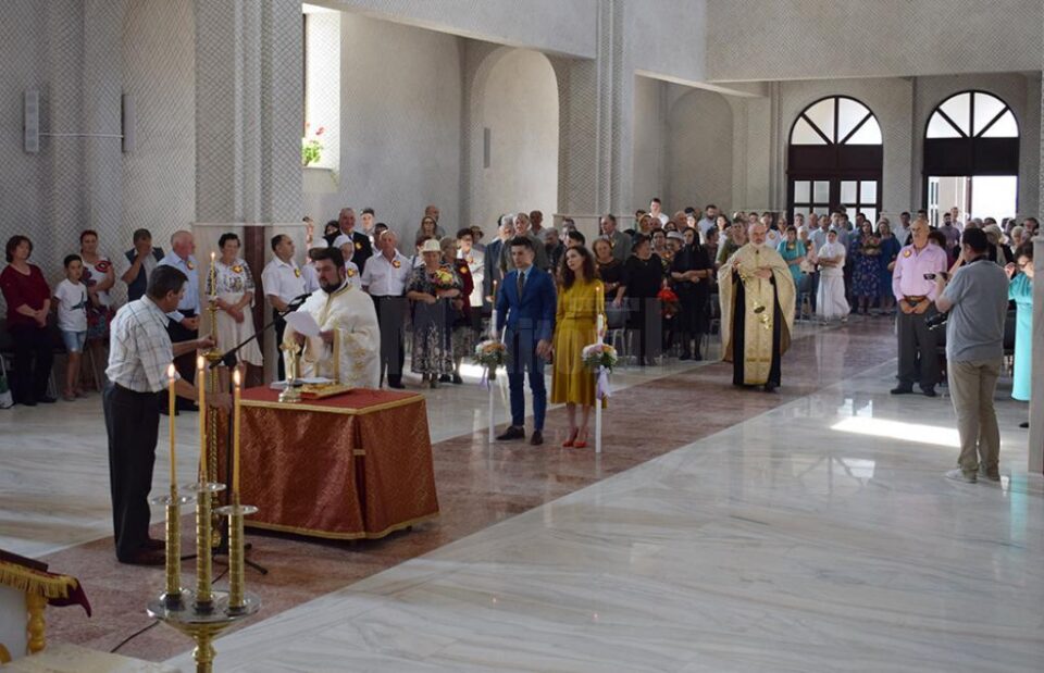 Cuplurile care au împlinit 50 de ani de la căsătorie, sărbătorite la Fălticeni