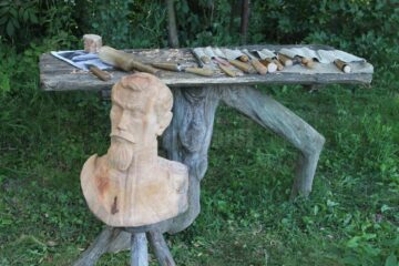 Domnitorul Unirii, Al. I. Cuza, s-a alăturat colecției de sculpturi de mari conducători din Poiana Dacilor