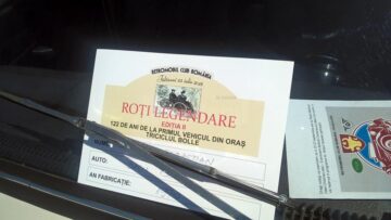 Mașini „de legendă” au putut fi admirate ieri în Fălticeni
