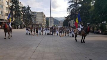 Flutur consideră că municipiul Câmpulung Moldovenesc este una dintre capitalele spirituale ale Sudului Bucovinei