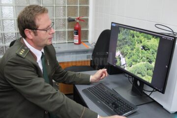Inspectorul-șef Mihai Gășpărel a prezentat cum se poate determina exact când au apărut construcții ilegale în fondul forestier, cu ajutorul noilor tehnologii