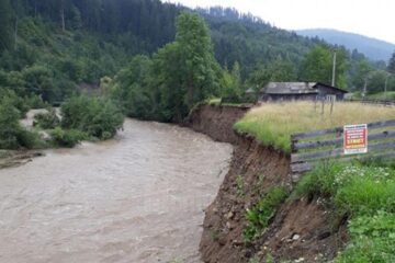Râul Suceava la Brodina