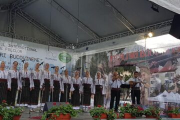 Peste 2400 de artiști din țară și de peste hotare au participat la „Întâlniri Bucovinene”