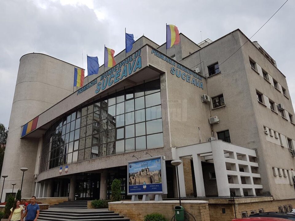 Sediul Primăriei Suceava va fi renovat complet, printr-un proiect de 7,5 milioane de lei, de creștere a eficienței energetice