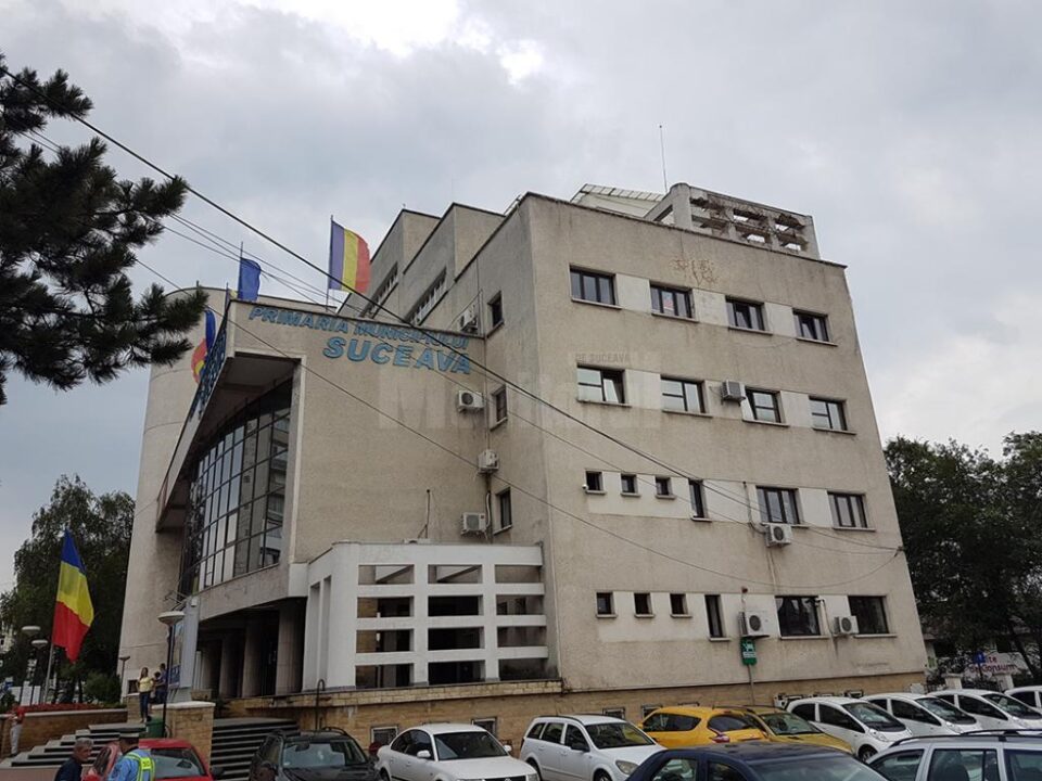 Sediul Primăriei Suceava va fi renovat complet, printr-un proiect de 7,5 milioane de lei, de creștere a eficienței energetice