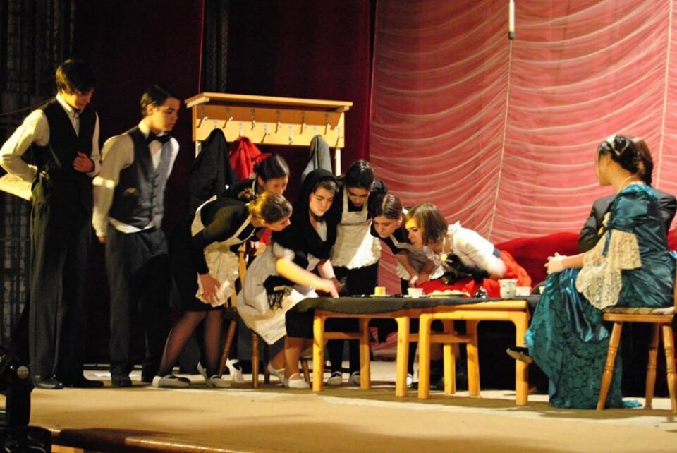 Festivalul de teatru pentru liceeni Magic Fest începe de astăzi