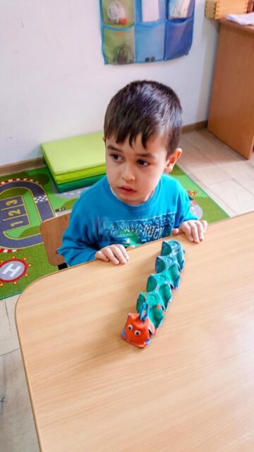 Programul „Eradicare a sărăciei prin educație”, la Centrul de zi Baia
