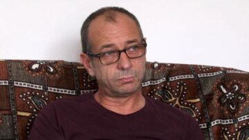 O familie din Mitocu Dragomirnei a adoptat trei fetițe, două dintre ele surori