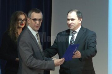Olivier Bouriaud a fost premiat de rectorul interimar, în luna martie, pentru rezultatele din domeniul cercetării