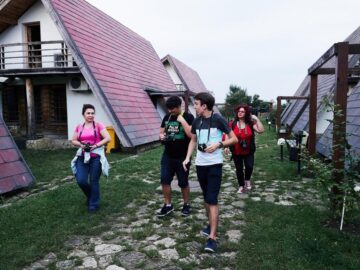 Fotografi din Suceava, Iași, Botoșani și Bacău, în Tabăra „Căutându-l pe Eminescu”, la Ipotești