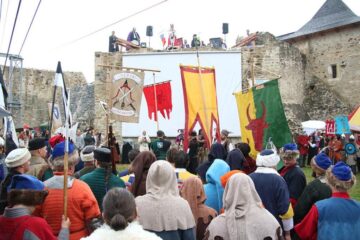 Au fost trei zile de poveste și istorie pe viu, la Festivalul Medieval din Cetatea de Scaun a Sucevei