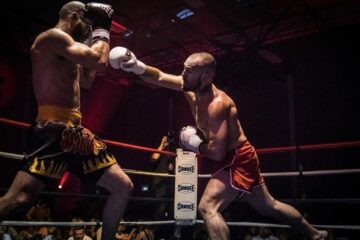 Rădăuțeanul Rayko Levițchi luptă într-o gală piramidală în Anglia, ce poate să-i aducă o nouă centură de campion