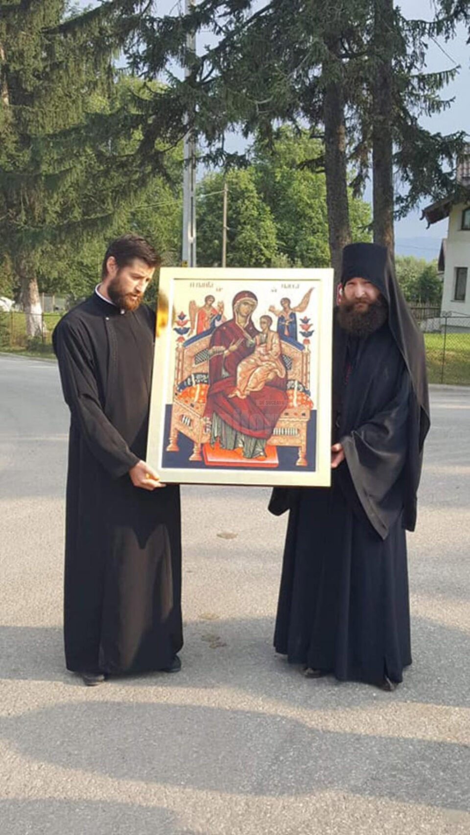 Icoana făcătoare de minuni a fost adusă de la Muntele Athos