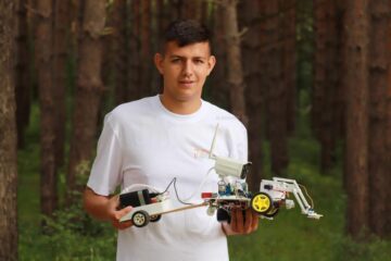 Proiect al elevului Răzvan Sacaliuc