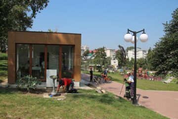 În urma articolului din „Monitorul”, cișmeaua s-a întors în parcul Tătărași, după ce inițial din primărie ni s-a spus că aceasta n-a existat