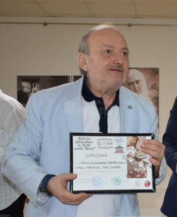 Lansare de carte regală la Fălticeni