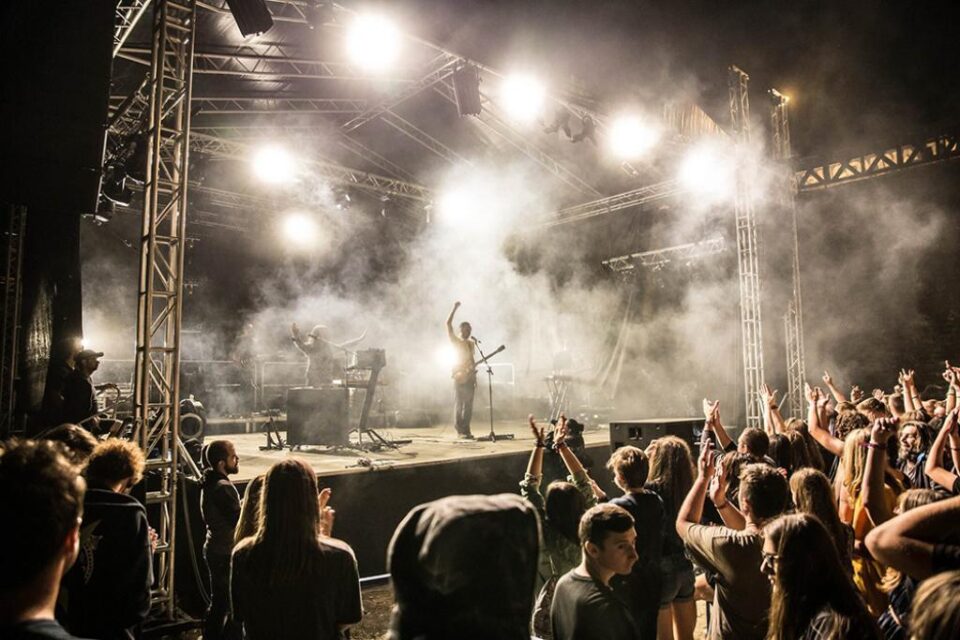 De Staat - https://www.facebook.com/Bucovinarockcastlefestival/ - GABI ROSU