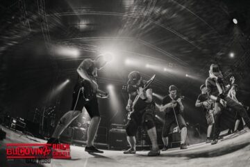 Dirty Shirt - https://www.facebook.com/Bucovinarockcastlefestival/ - GABI ROSU