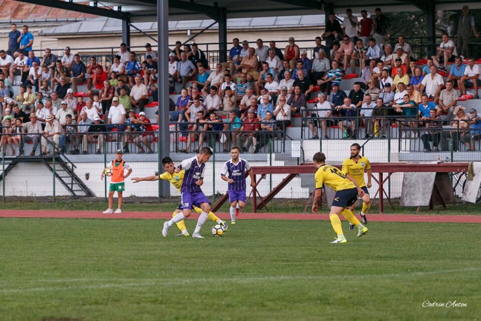 Falticenenii au venit in numar mare la stadion pentru a vedea debutul celor de la Somuz in Liga a III-a
