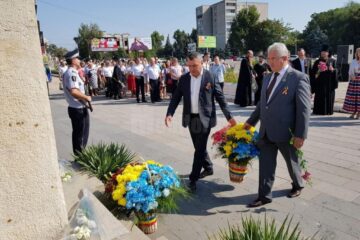 Primarul Sucevei, împreună cu primarul orașului Soroca, Victor Său