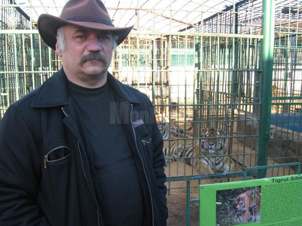 Dorin Șoimaru, administratorul Colțului Zoologic Ilișești