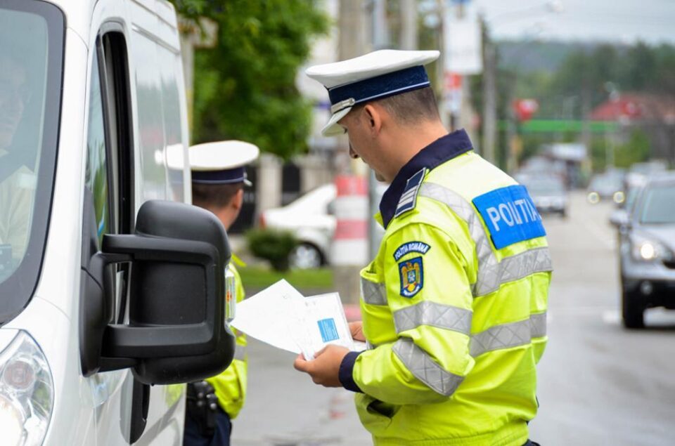 52 de permise reținute și amenzi de 160.000 de lei, în doar trei zile de controale în trafic