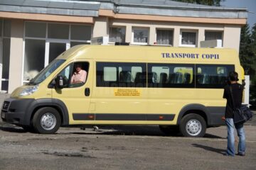 Polițiștii anunță controale la microbuzele școlare