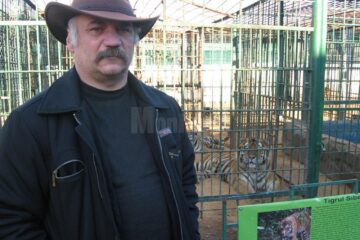Dorin Șoimaru, administratorul Colțului Zoologic de la Ilișești, a mai încasat o amendă de 2.000 de lei