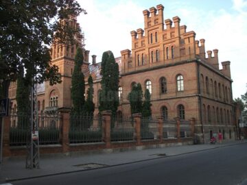 Vizită a tinerilor rădăuțeni în Bucovina de Nord, regiunea Cernăuți