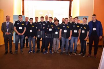 Burse pentru tineri defavorizați care joacă rugby la Gura Humorului