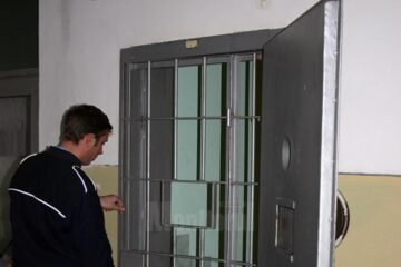 Bărbatul a fost condamnat de magistrații Tribunalului Suceava la 10 ani și 10 luni de închisoare