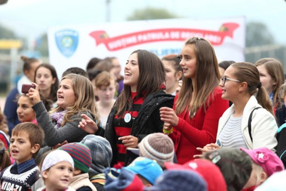 „Patrula de reciclare” a adus premii pentru trei unități școlare din județ