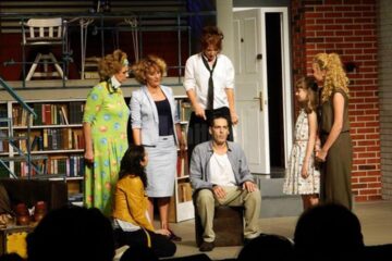 Teatru cu Ștefan Bănică, pe scena Casei de Cultură a Sindicatelor Suceava