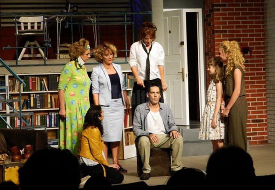 Teatru cu Ștefan Bănică, pe scena Casei de Cultură a Sindicatelor Suceava