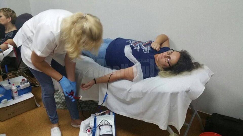 100 de fălticeneni au donat sânge într-o campanie inițiată de Dorna Medical