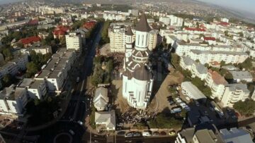 Amenajarea centrului social a început în laterala dreaptă a Catedralei de pe Mărășești