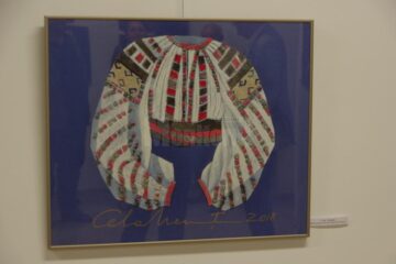 Expoziția de artă plastică semnată de Cela și Costin Neamțu, un regal de culoare, de echilibru, de spiritualitate