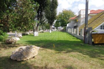 Domeniul public din fața unei case din Șcheia, teatru de război între proprietar și vecinii săi