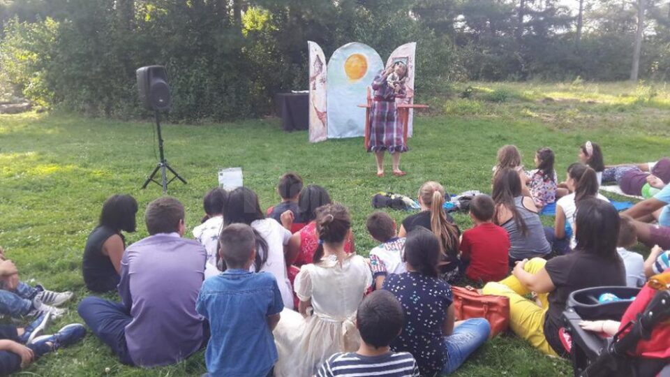 Copii și tineri din asistență socială, angrenați în diverse activități recreative pe perioada vacanței