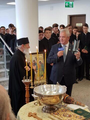 Primarul Sucevei, prezent la deschiderea de an școlar la 14 unități de învățământ