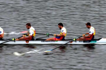 Cosmin Pascari, Vasile Tiganescu, Constantin Berariu si Ciprian Huc s-au calificat in semifinalele mondialului de seniori in proba de 4 rame