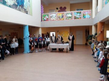 Școala Primară ”Sf. Ioan cel Nou de la Suceava” și-a deschis ieri porțile