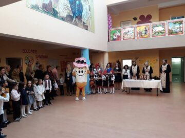 Școala Primară ”Sf. Ioan cel Nou de la Suceava” și-a deschis ieri porțile