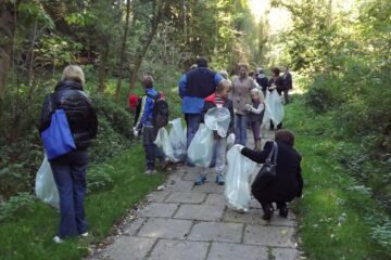 Peste 5.000 de persoane s-au înscris ca voluntari pentru Ziua de Curățenie Națională